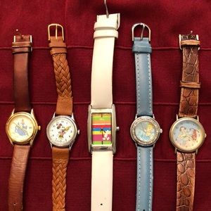 Lot of 5 Disney watches, sold together